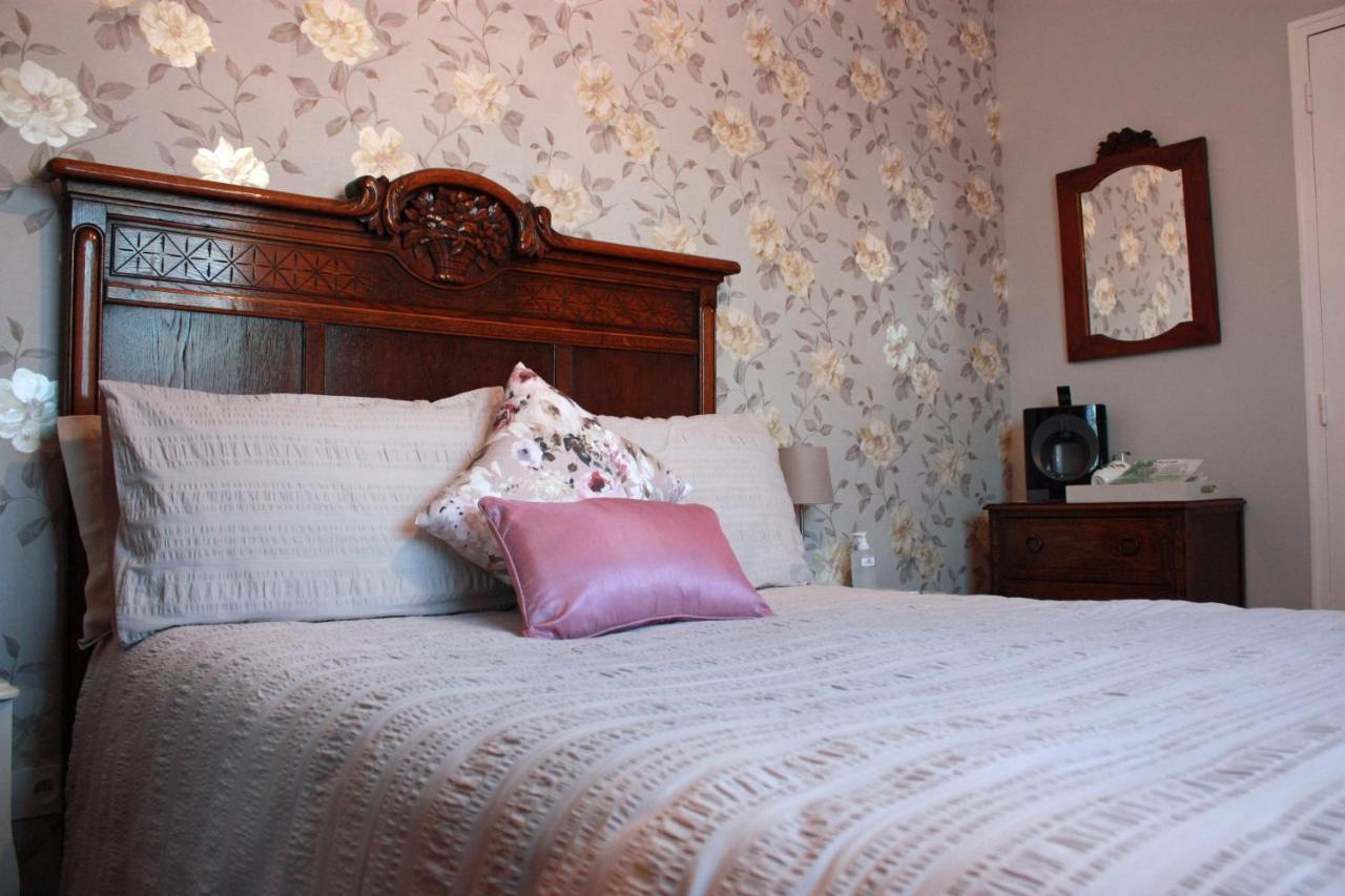 Bed and Breakfast Les Camelias Бінік Екстер'єр фото